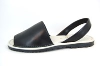 Leather Menorquinas - black in small sizes